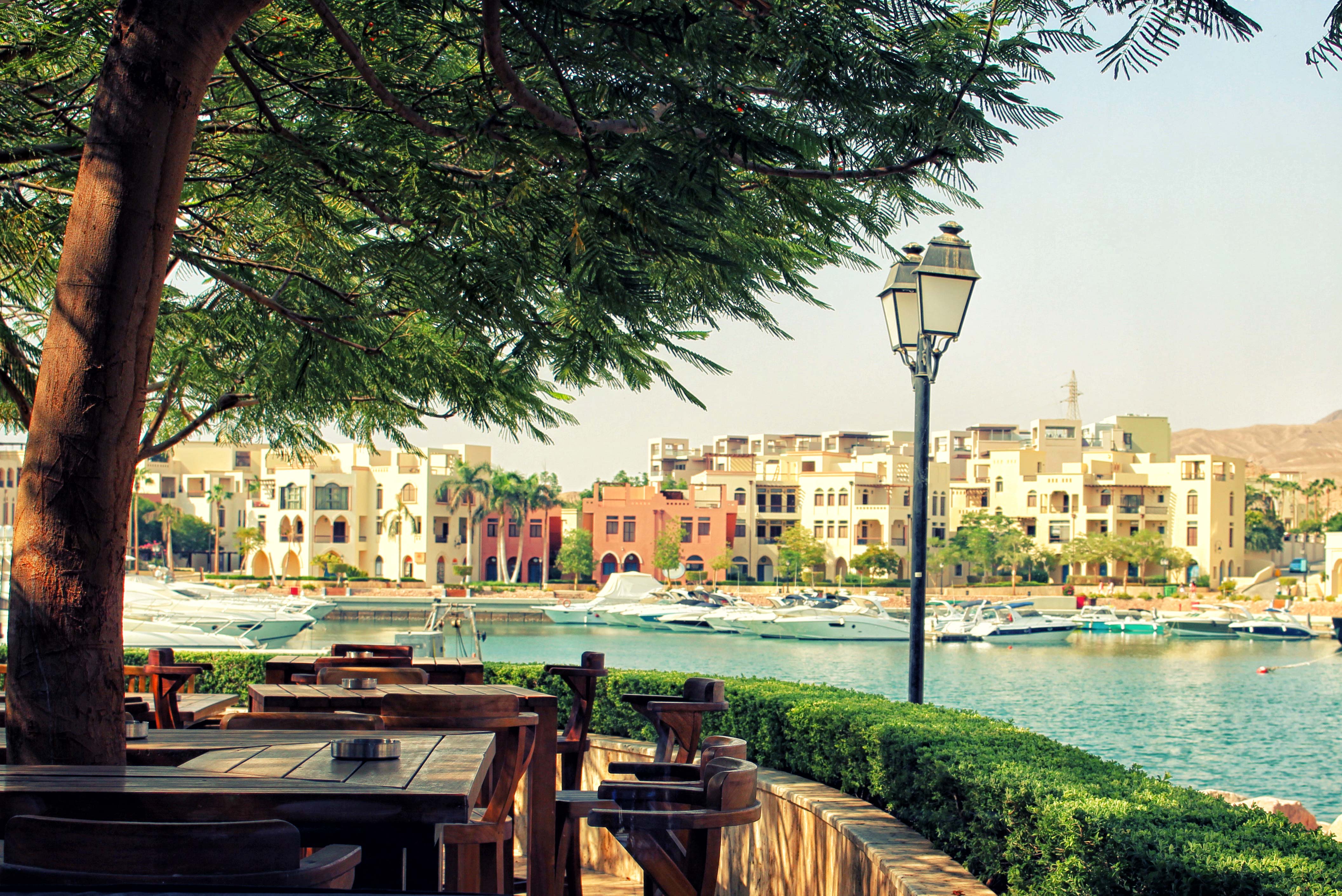 restaurant overlooking marina in aqaba for aqaba traditional arts festival in jordan