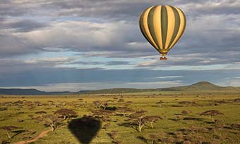 hot air balloon ride safari in tanzania over serengeti